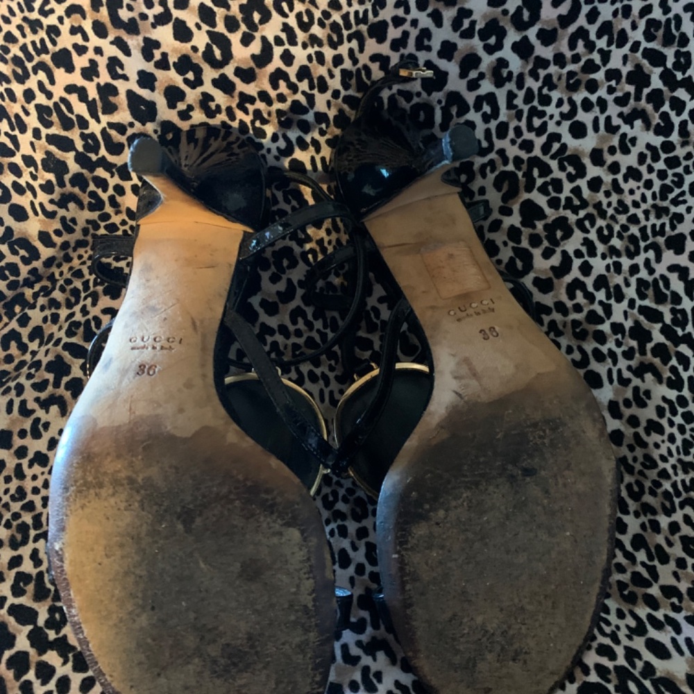 Used shoes - Picture 3 of 5
